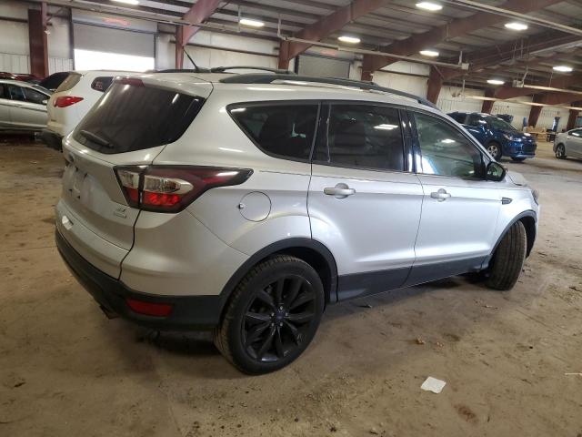 Photo 2 VIN: 1FMCU0GD7HUB26642 - FORD ESCAPE SE 