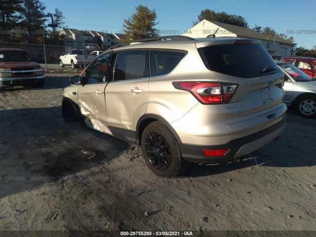 Photo 2 VIN: 1FMCU0GD7HUB48432 - FORD ESCAPE 