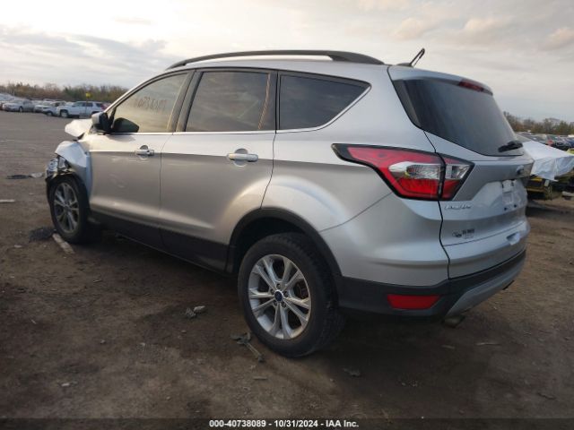 Photo 2 VIN: 1FMCU0GD7HUB99509 - FORD ESCAPE 