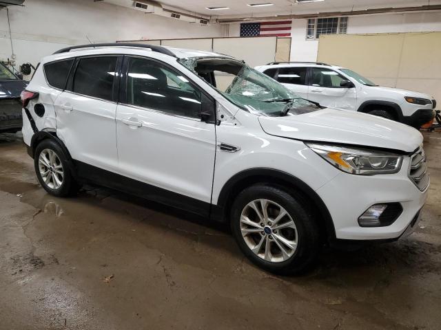 Photo 3 VIN: 1FMCU0GD7HUC09729 - FORD ESCAPE SE 