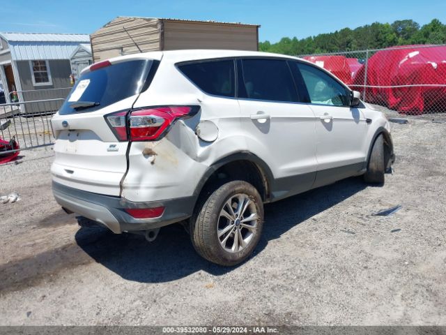 Photo 3 VIN: 1FMCU0GD7HUC84835 - FORD ESCAPE 