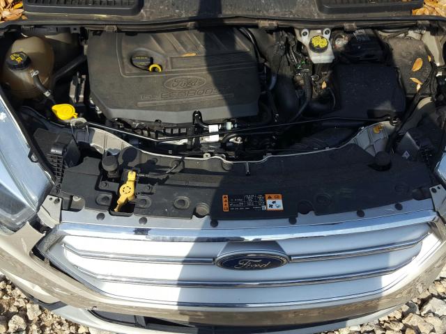 Photo 6 VIN: 1FMCU0GD7HUD15355 - FORD ESCAPE SE 