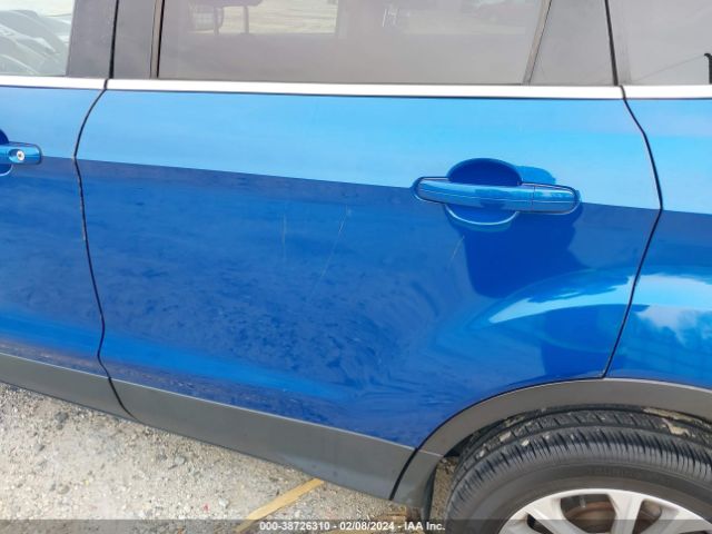 Photo 5 VIN: 1FMCU0GD7HUE63327 - FORD ESCAPE 