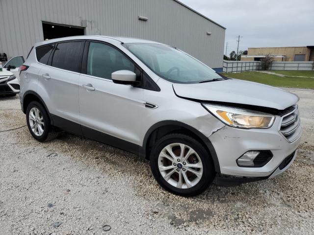 Photo 3 VIN: 1FMCU0GD7HUE75588 - FORD ESCAPE SE 