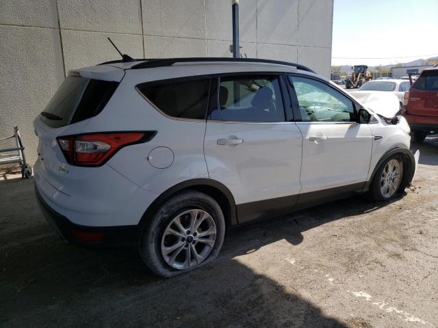 Photo 2 VIN: 1FMCU0GD7JUA10105 - FORD ESCAPE 