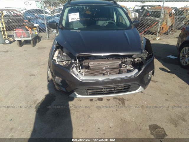 Photo 5 VIN: 1FMCU0GD7JUB06557 - FORD ESCAPE 