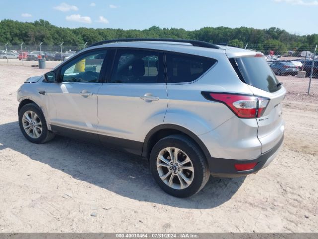 Photo 2 VIN: 1FMCU0GD7JUB46556 - FORD ESCAPE 