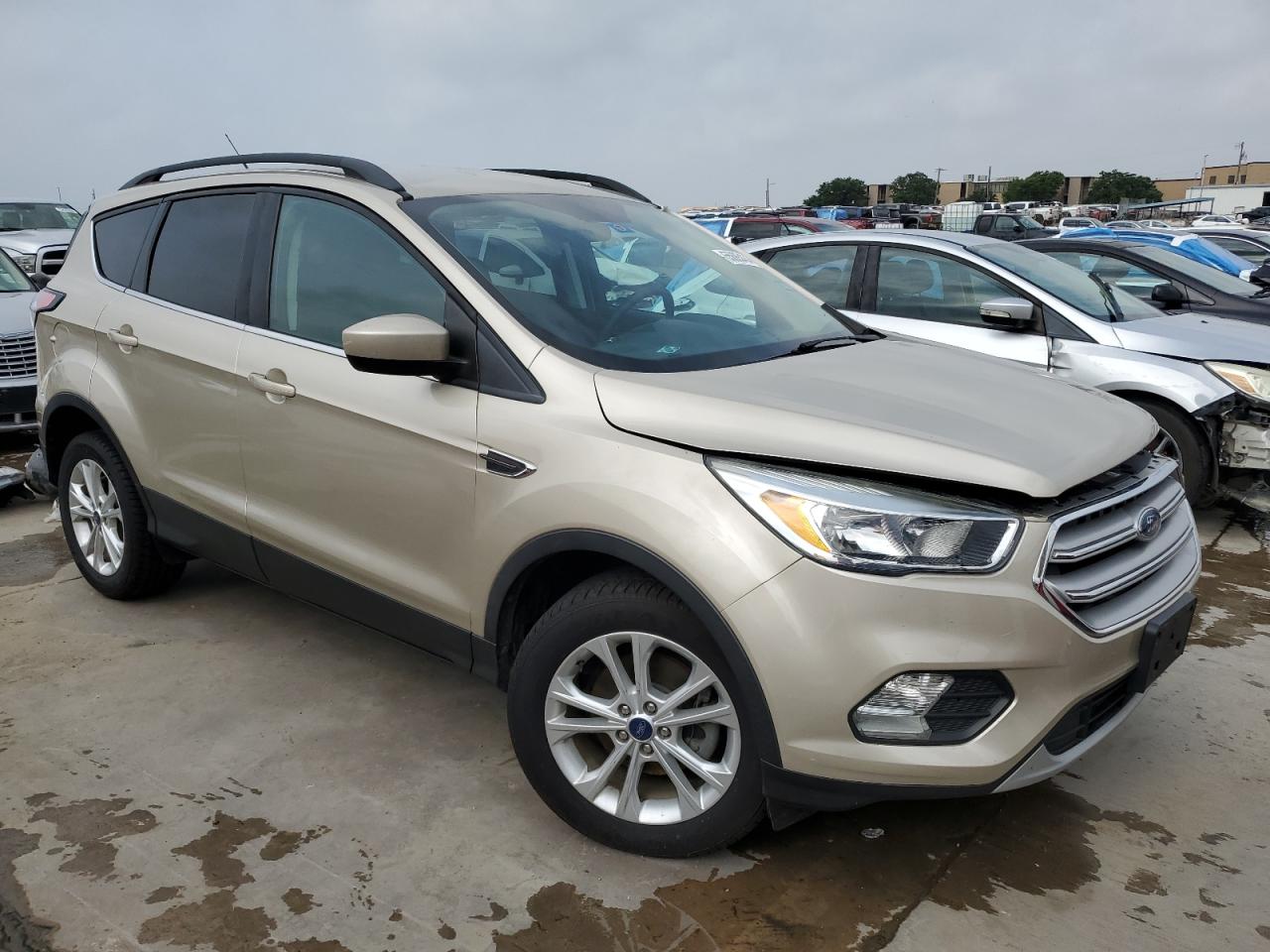 Photo 3 VIN: 1FMCU0GD7JUC60282 - FORD ESCAPE 