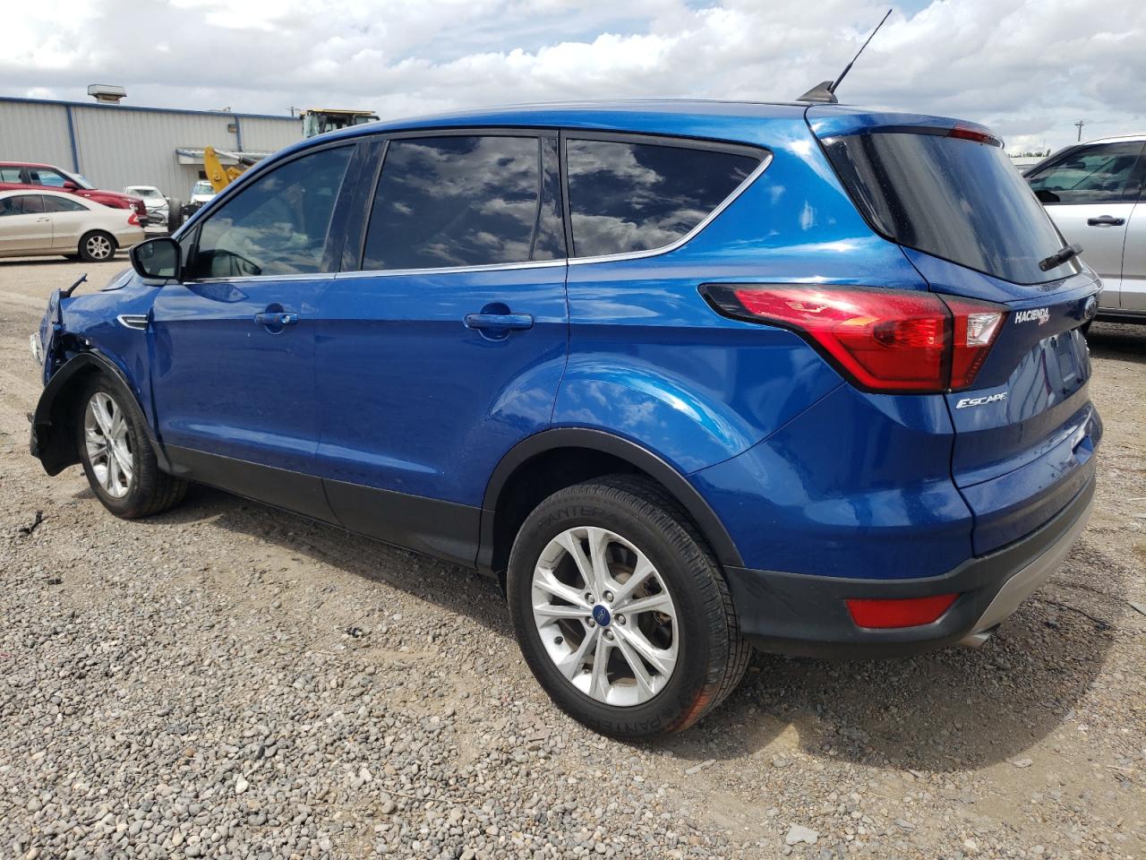 Photo 1 VIN: 1FMCU0GD7KUA41307 - FORD ESCAPE 