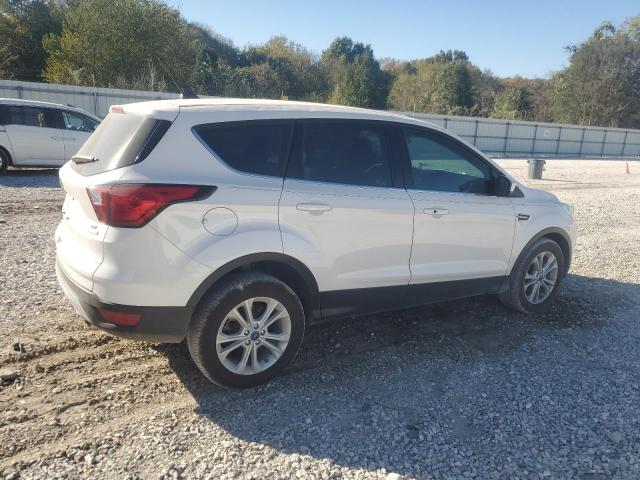 Photo 2 VIN: 1FMCU0GD7KUB01456 - FORD ESCAPE SE 