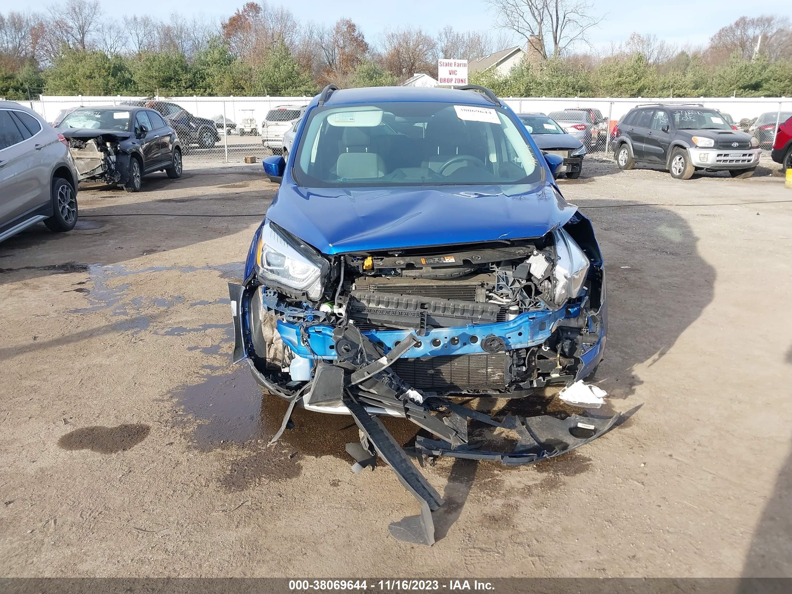 Photo 5 VIN: 1FMCU0GD8HUA38182 - FORD ESCAPE 