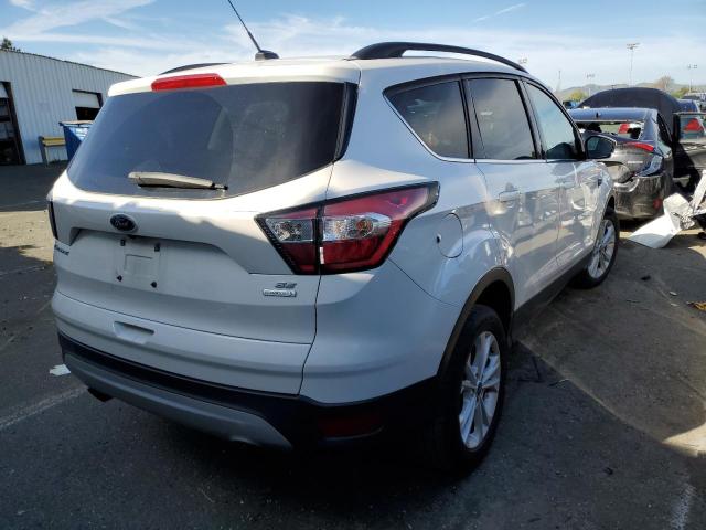 Photo 2 VIN: 1FMCU0GD8HUA68623 - FORD ESCAPE 