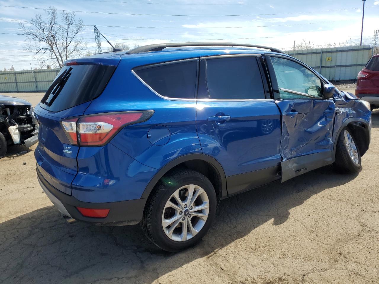 Photo 2 VIN: 1FMCU0GD8HUA79041 - FORD ESCAPE 