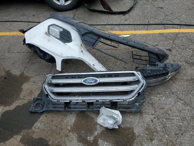 Photo 12 VIN: 1FMCU0GD8HUB14192 - FORD ESCAPE 