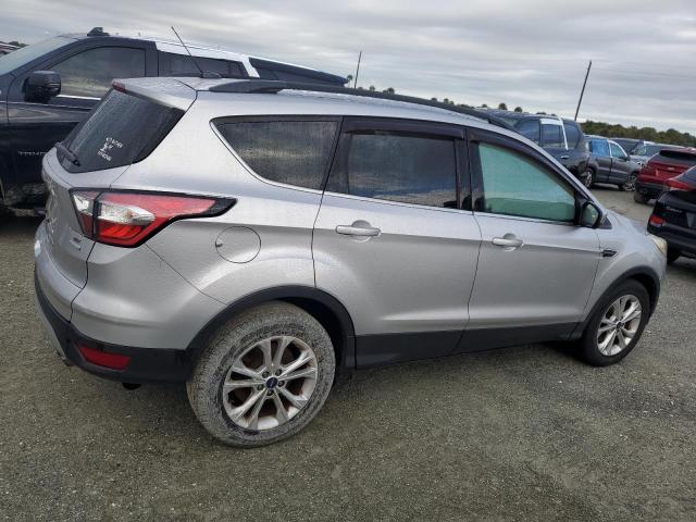 Photo 2 VIN: 1FMCU0GD8HUB56930 - FORD ESCAPE SE 