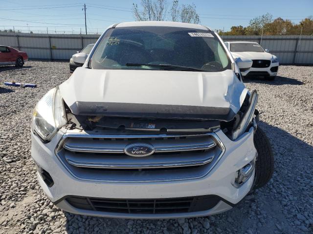 Photo 4 VIN: 1FMCU0GD8HUC03986 - FORD ESCAPE 