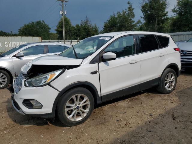 Photo 0 VIN: 1FMCU0GD8HUC28564 - FORD ESCAPE SE 