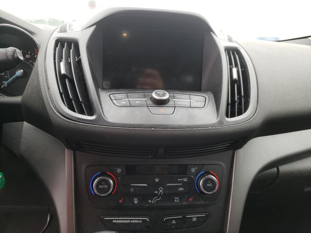 Photo 8 VIN: 1FMCU0GD8HUC48197 - FORD ESCAPE SE 