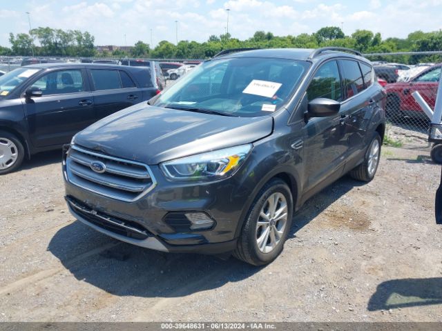 Photo 1 VIN: 1FMCU0GD8HUC72418 - FORD ESCAPE 