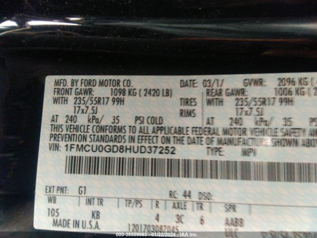 Photo 8 VIN: 1FMCU0GD8HUD37252 - FORD ESCAPE 