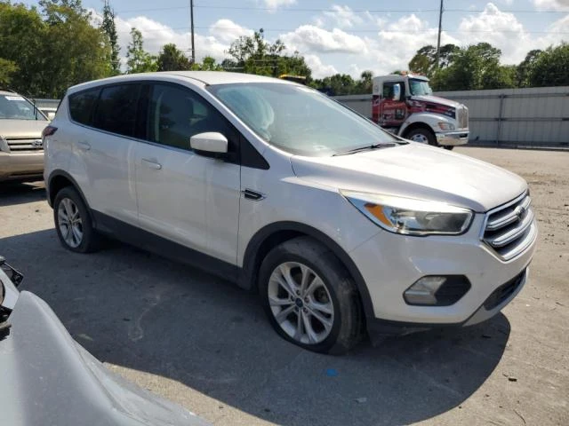 Photo 3 VIN: 1FMCU0GD8HUD48574 - FORD ESCAPE SE 