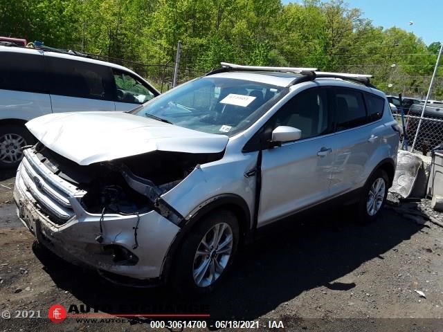 Photo 1 VIN: 1FMCU0GD8JUA35479 - FORD ESCAPE 