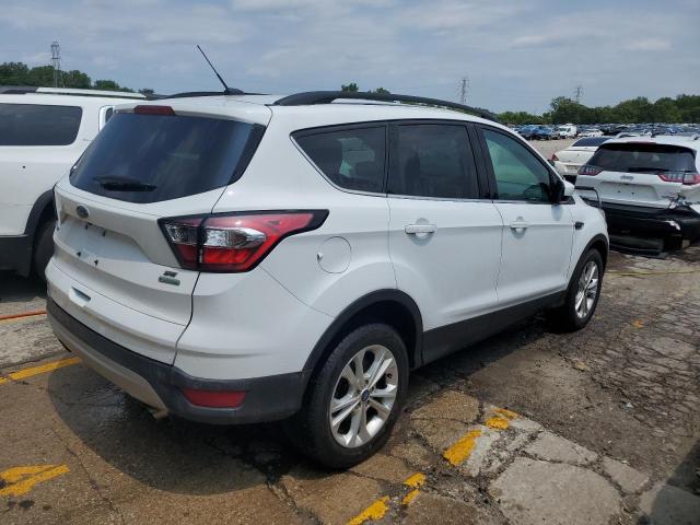 Photo 2 VIN: 1FMCU0GD8JUA74315 - FORD ESCAPE SE 