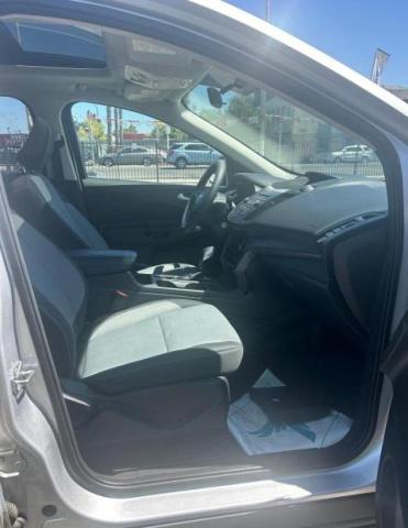 Photo 4 VIN: 1FMCU0GD8JUB15588 - FORD ESCAPE SE 