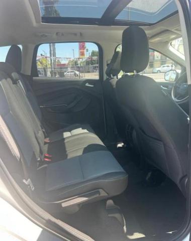 Photo 5 VIN: 1FMCU0GD8JUB15588 - FORD ESCAPE SE 