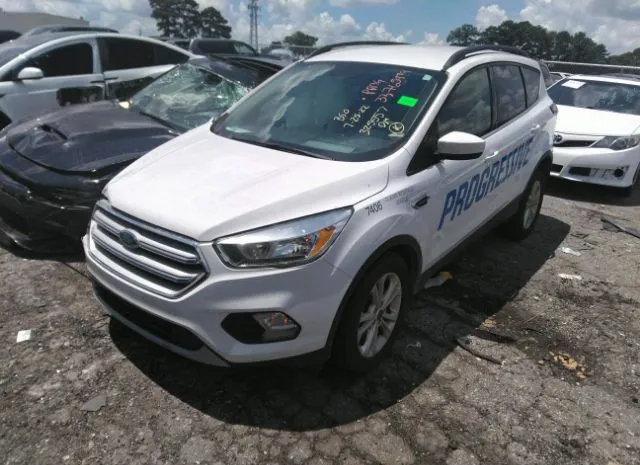 Photo 1 VIN: 1FMCU0GD8JUB17406 - FORD ESCAPE 