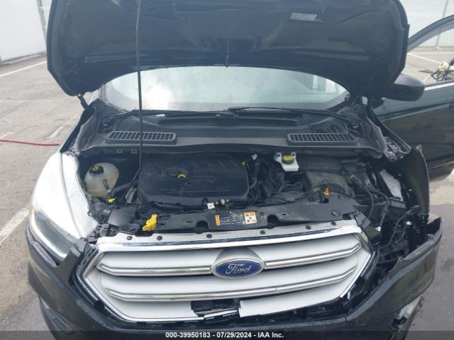 Photo 9 VIN: 1FMCU0GD8JUB32102 - FORD ESCAPE 