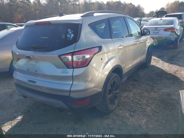 Photo 3 VIN: 1FMCU0GD8JUB34948 - FORD ESCAPE 