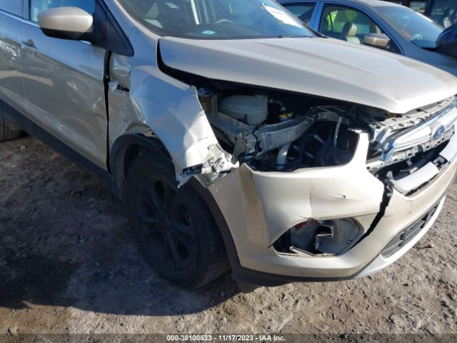 Photo 5 VIN: 1FMCU0GD8JUB34948 - FORD ESCAPE 