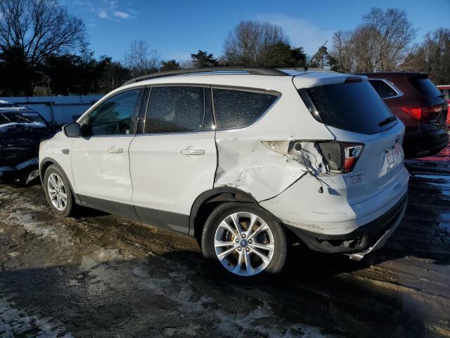 Photo 1 VIN: 1FMCU0GD8JUB98097 - FORD ESCAPE 