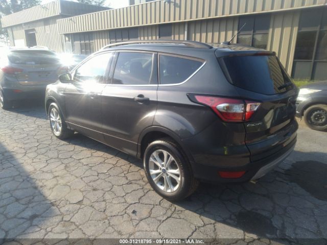 Photo 2 VIN: 1FMCU0GD8JUC03427 - FORD ESCAPE 