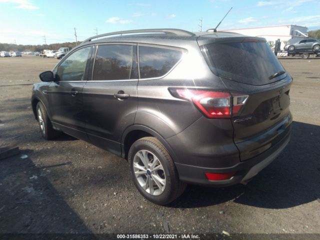 Photo 2 VIN: 1FMCU0GD8JUC03427 - FORD ESCAPE 