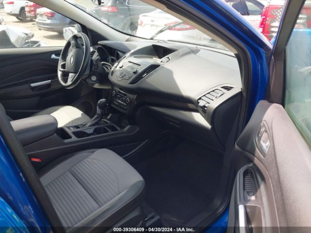 Photo 4 VIN: 1FMCU0GD8JUC86132 - FORD ESCAPE 