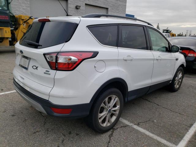 Photo 2 VIN: 1FMCU0GD8JUD07867 - FORD ESCAPE SE 