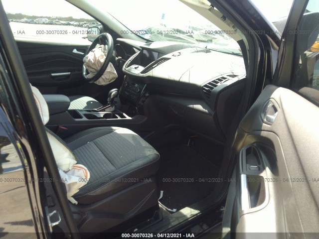 Photo 4 VIN: 1FMCU0GD8KUA56012 - FORD ESCAPE 