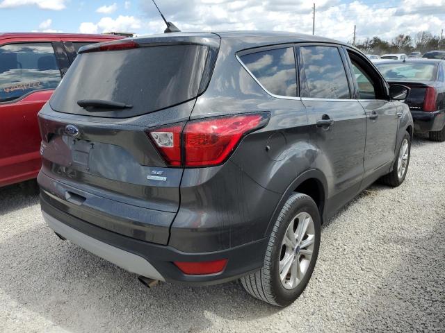 Photo 3 VIN: 1FMCU0GD8KUB08934 - FORD ESCAPE SE 