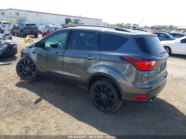 Photo 2 VIN: 1FMCU0GD8KUB29332 - FORD ESCAPE 