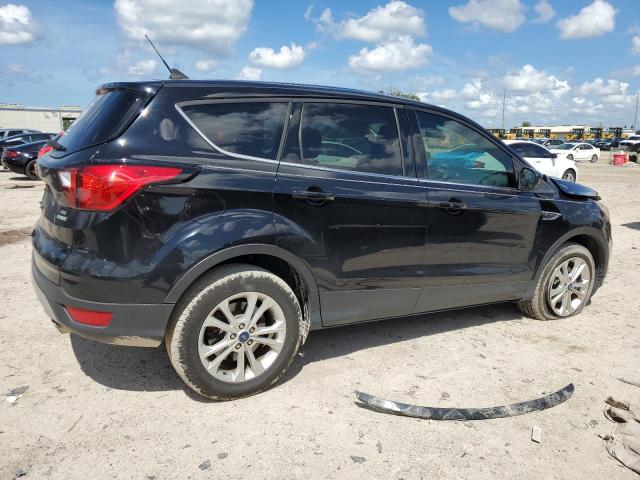 Photo 2 VIN: 1FMCU0GD8KUB95766 - FORD ESCAPE SE 