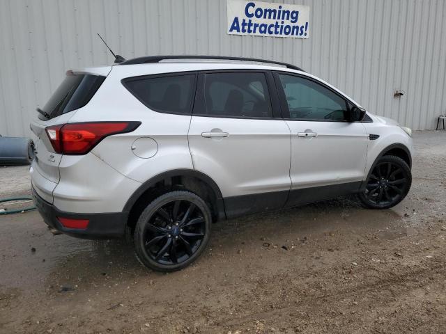 Photo 2 VIN: 1FMCU0GD8KUC52354 - FORD ESCAPE 