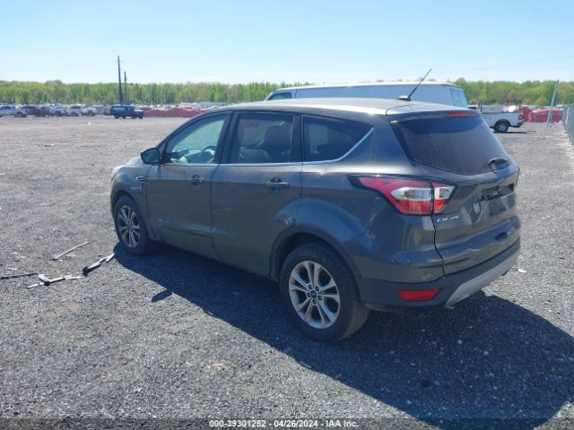 Photo 2 VIN: 1FMCU0GD9HUB48500 - FORD ESCAPE 