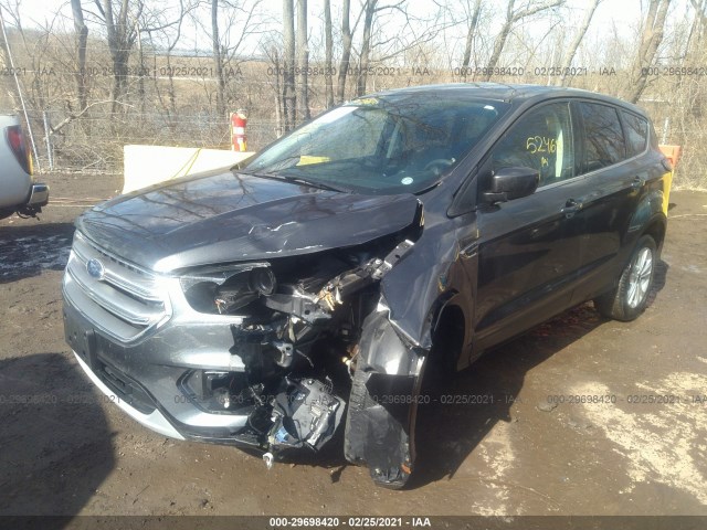 Photo 1 VIN: 1FMCU0GD9HUB77687 - FORD ESCAPE 