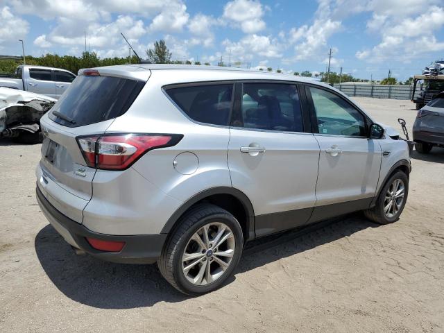 Photo 2 VIN: 1FMCU0GD9HUC07254 - FORD ESCAPE SE 