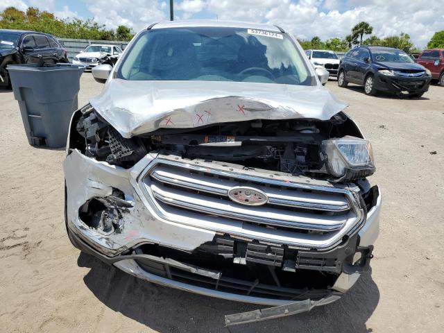 Photo 4 VIN: 1FMCU0GD9HUC07254 - FORD ESCAPE SE 