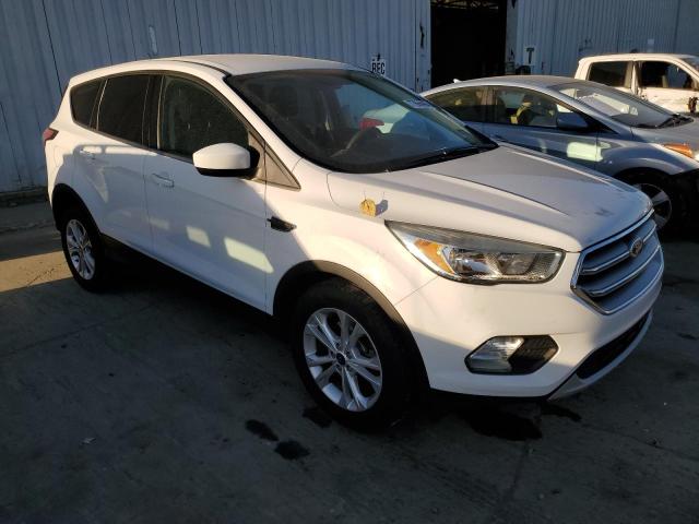 Photo 3 VIN: 1FMCU0GD9HUC71472 - FORD ESCAPE SE 