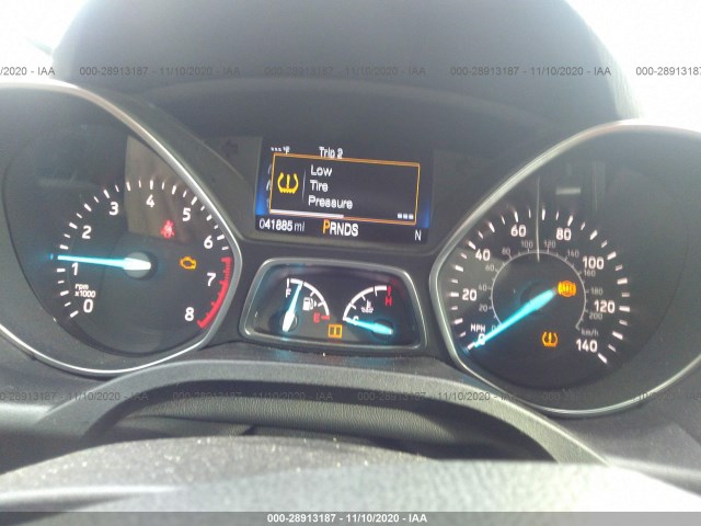 Photo 6 VIN: 1FMCU0GD9HUD78571 - FORD ESCAPE 