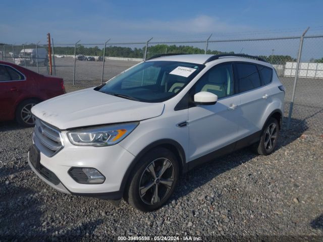 Photo 1 VIN: 1FMCU0GD9HUE20625 - FORD ESCAPE 